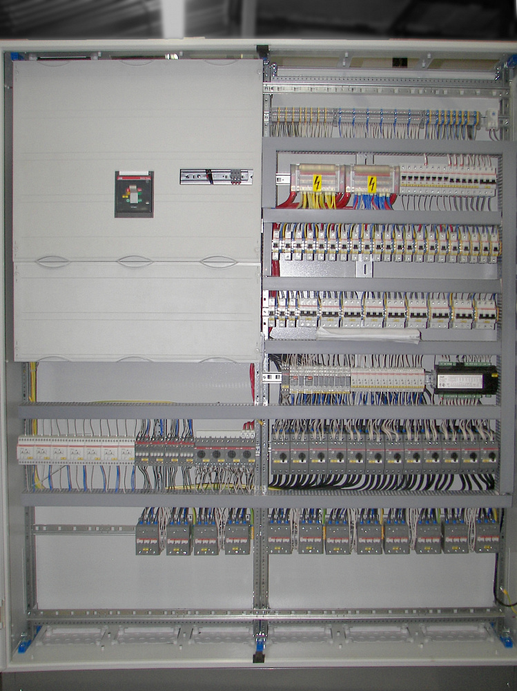 Продуктовая сеть Дикси (ЩУ холодильными установками): разработаны Щиты управления - фото № 9