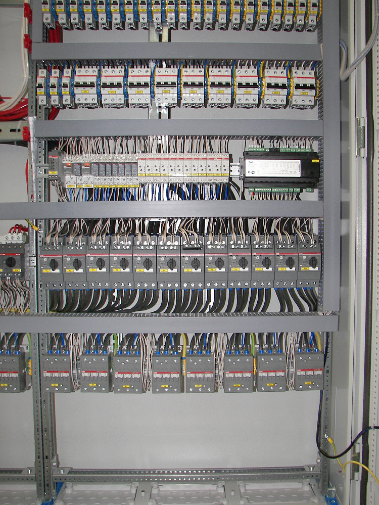 Продуктовая сеть Дикси (ЩУ холодильными установками): разработаны Щиты управления - фото № 17
