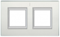 Рамка прямоугольная вертикальная немецкий стандарт 2+2 мод Bticino Axolute Матовое стекло 