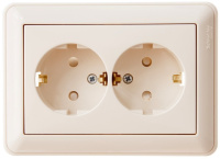 Розетка 2-ая с заземлением с защитными шторками в сборе с рамкой Wessen 59 Слоновая кость