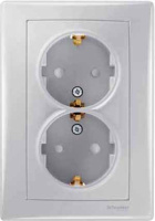 Розетка 2-я с заземлением с защитными шторками в сборе с рамкой Schneider Electric Sedna Алюминий