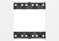 Белый Рамка итальянский стандарт 3 мод Bticino LivingNow