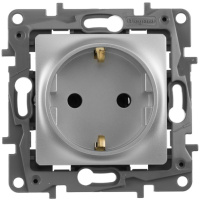 Розетка 2К+З немецкий стандарт винтовые зажимы 16 A 250 В~ Legrand Etika Алюминий