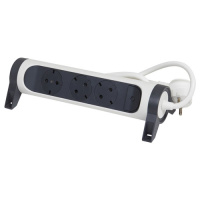 Удлинитель с заземлением 3 розетки с кабелем 1,5 м., с кнопкой включения и поворотным основанием  Legrand Белый/Черный