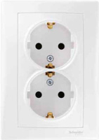Розетка 2-я с заземлением в сборе с рамкой Schneider Electric Sedna Белый