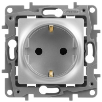 Розетка 2К+З со шторками немецкий стандарт винтовые зажимы 16 A 250 В~ Legrand Etika Алюминий
