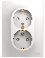 Розетка 2-я с заземлением с защитными шторками в сборе с рамкой Systeme Electric Glossa Белый