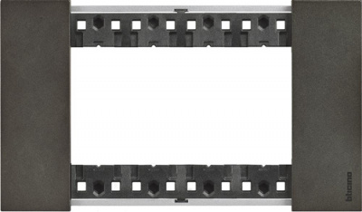 Космос Рамка итальянский стандарт 4 мод Bticino LivingNow Bticino Living now KA4804NG