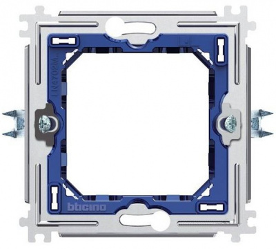 Суппорт пластиковый на 2 мод на винтах Bticino LL Bticino Living Light LN4702