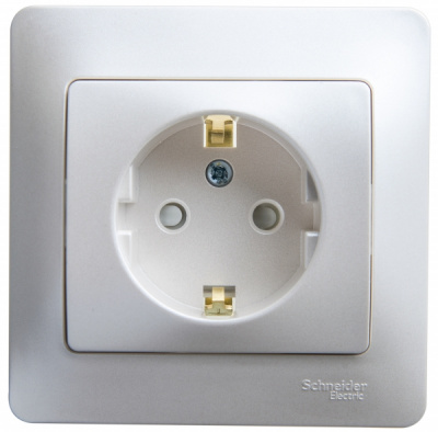 Розетка с заземлением со шторками в сборе Systeme Electric Glossa Перламутр Systeme Electric Glossa GSL000644