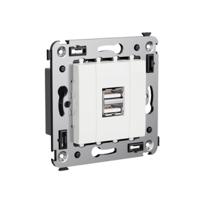 USB зарядное устройство в стену, "Avanti", "Белое облако" DKC DKC Avanti 4400543DKC