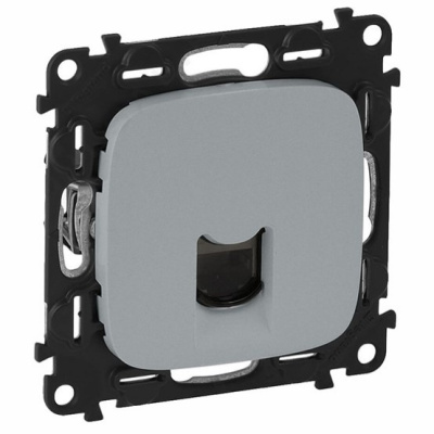 Розетка информационная 1-ая RJ 45 кат.5e UTP Legrand Valena Allure Алюминий Legrand Valena Allure 753940