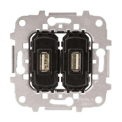 2CLA818530A1001.jpg