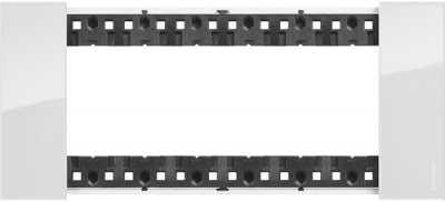 Лед Рамка итальянский стандарт 6 мод Bticino LivingNow Bticino Living now KA4806DW