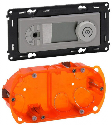 Тюнер с RDS блок питания 230V ЖК-экран память 10 станций Jack3.5 2х3W Legrand Valena Life/Allure Алюминий Legrand Valena Life/Allure 752342