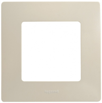 Рамка 1-постовая Legrand Etika Cлоновая кость Legrand Etika 672511
