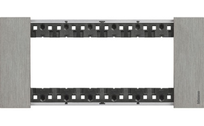 Сталь Рамка итальянский стандарт 6 мод Bticino LivingNow Bticino Living now KA4806ZG