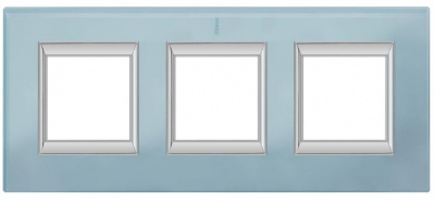 Рамка прямоугольная вертикальная немецкий стандарт 2+2+2 мод Bticino Axolute Голубое стекло  Bticino Axolute HA4802/3VZS