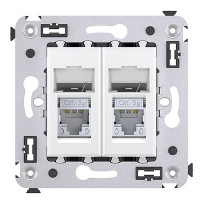 Компьютерная розетка RJ-45 в стену, кат.5e двойная экранированная, "Avanti", "Белое облако" DKC DKC Avanti 4400364DKC