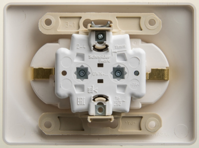 GSL000624_1.jpg
