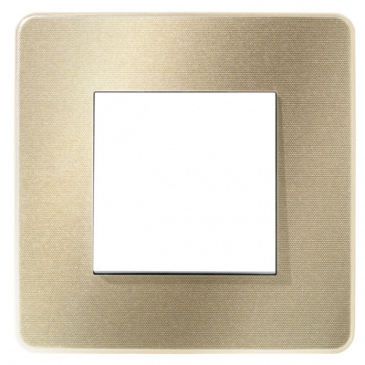 NU280259_2.jpg