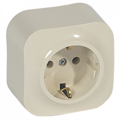 Розетка с заземлением IP20 Legrand Quteo Слоновая кость Legrand Quteo 782241