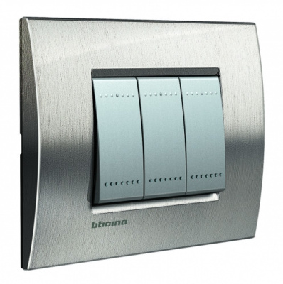 Рамка прямоугольная 3 мод Bticino Living Light Фактурная сталь Bticino Living Light LNA4803ACS