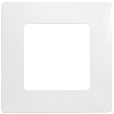 Рамка 1-постовая Legrand Etika Белый Legrand Etika 672501