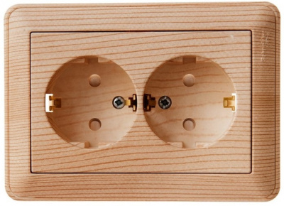 Розетка 2-ая с заземлением с защитными шторками в сборе с рамкой Wessen 59 Сосна Wessen Wessen 59 RS16-255-78