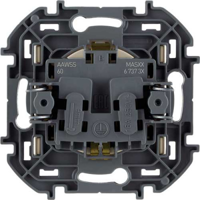 Розетка с заземлением и интегрированными защитными шторками для скрытого монтажа 16 А, напряжение ~250В, 3680 Вт. Legrand Inspiria Слоновая кость Legrand Inspiria 673731