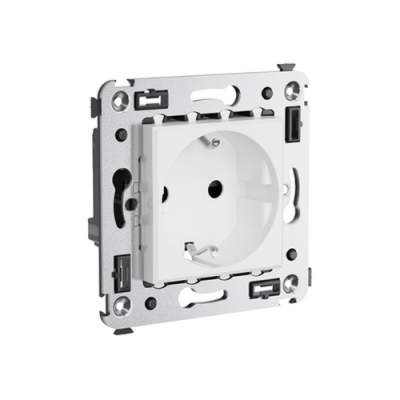 Розетка в стену, 2P+E, с з/ш, "Avanti", "Белое облако" DKC DKC Avanti 4400003DKC