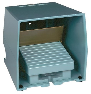 Переключатель педальный Schneider Electric Schneider Electric  XPEM711