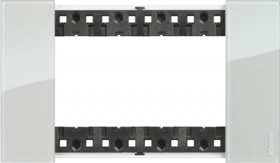 Небо Рамка итальянский стандарт 4 мод Bticino LivingNow Bticino Living now KA4804DA