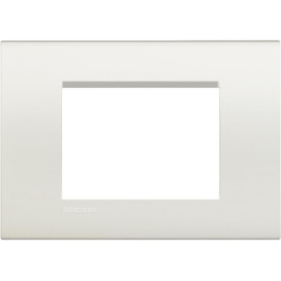 Рамка прямоугольная 3 мод Bticino Living Light Белый Bticino Living Light LNA4803BI