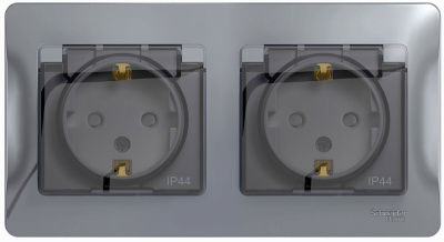 Розетка двойная с заземлением со шторками в сборе IP44 Systeme Electric Glossa Алюминий Systeme Electric Glossa GSL000347